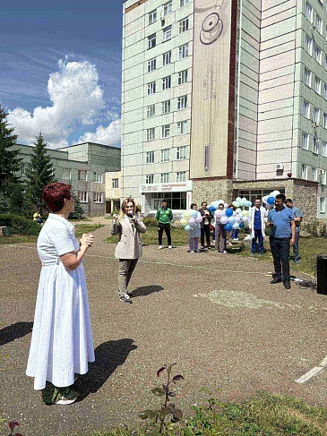 Уфимский филиал «СОГАЗ-Мед» поздравил детей с Международным днем защиты в шести городах Башкирии, новости, пресс-релизы, статьи, «СОГАЗ-Мед», омс